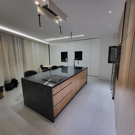 Lägenhet Splendid Apartment, Quality Fittings Nice